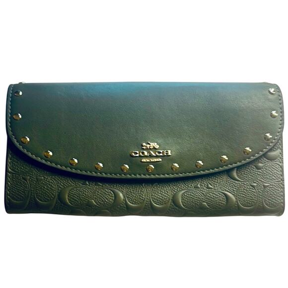 NWOT COACH Limited Edition Green and Gold Leather Long Wallet - Picture 1 of 7